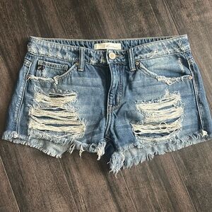 KanCan Distressed Jean Shorts Women's Small